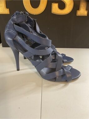 💜💜💜$15 FIRM Zara Navy Crisscross Stiletto Sandals